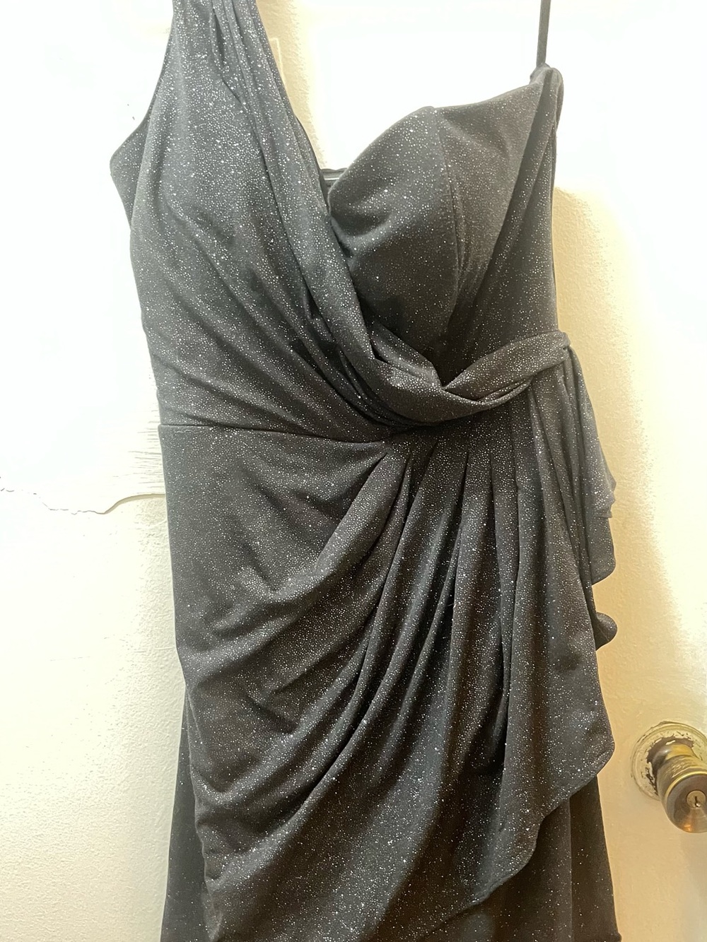 Xscape Black One-Shoulder Glitter Cocktail Dress - Picture 4 of 9